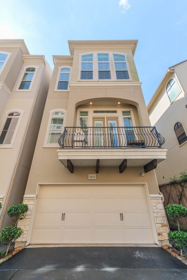 Foto del edificio - 5217 Gibson St