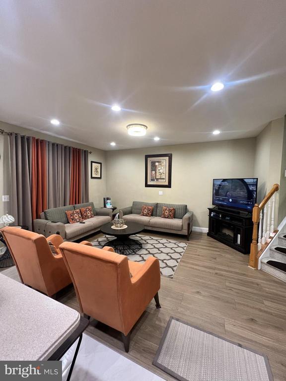 Building Photo - 8356 Millom Ct