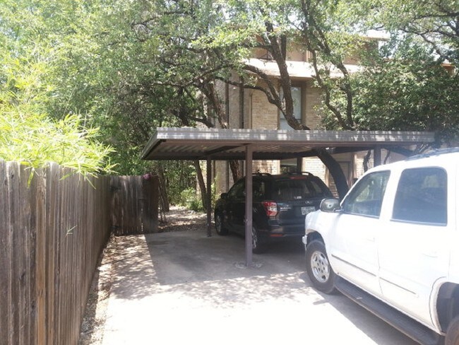 Foto del edificio - Pecos Duplex