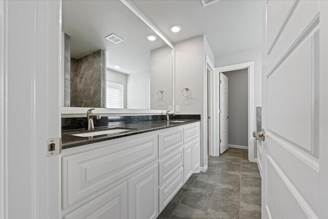 Foto del edificio - 3337 NW 159th St