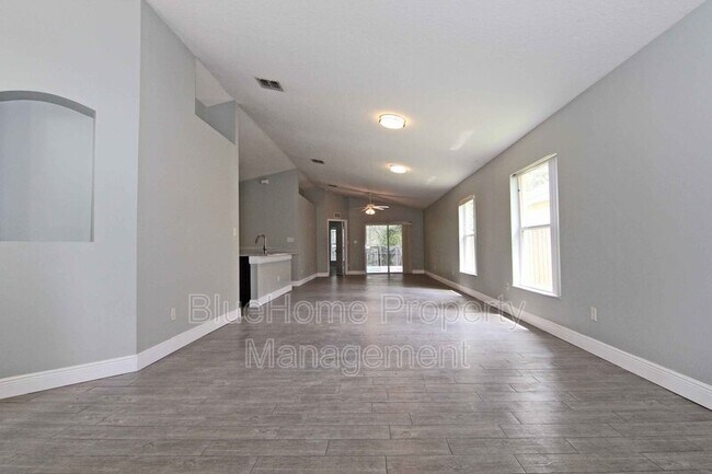 Building Photo - 2114 Ruche Ct