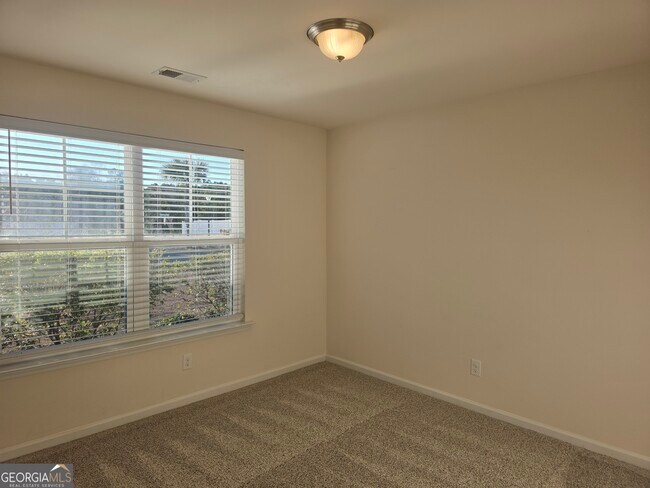 Foto del edificio - 234 Bellflower Cir