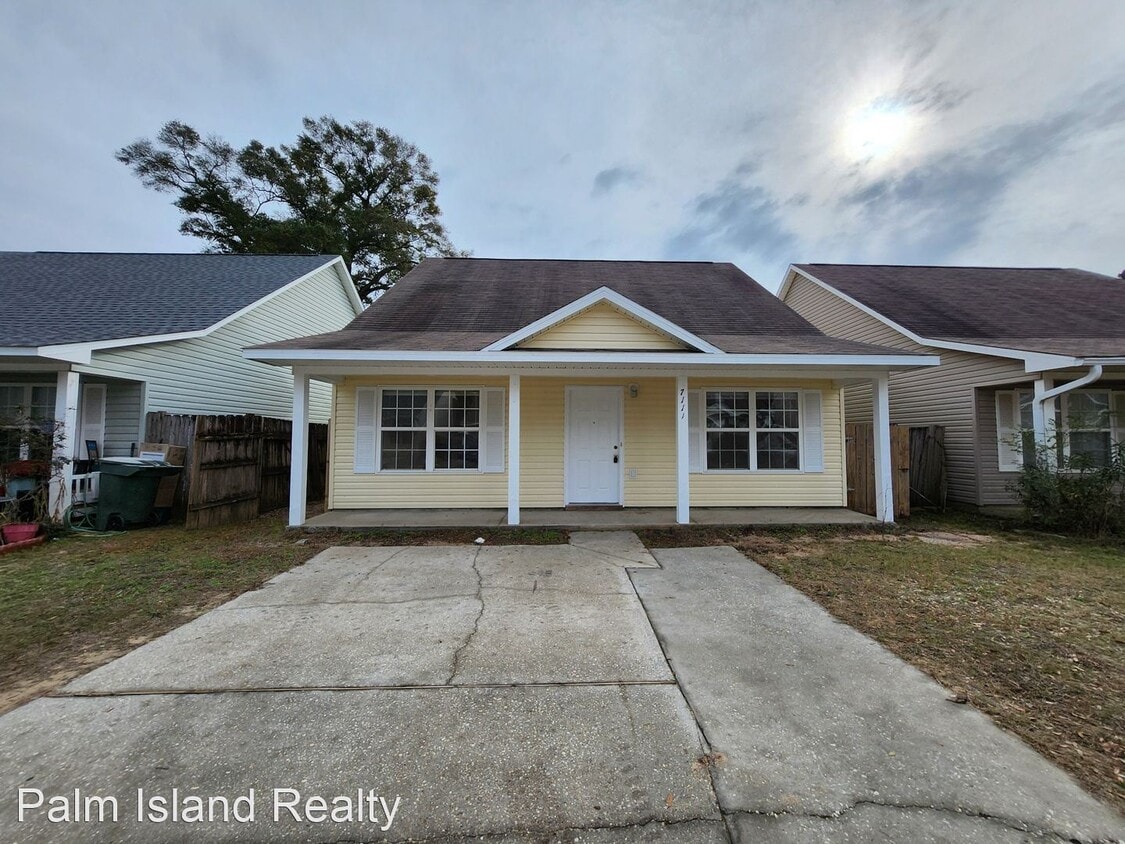 Primary Photo - 3 br, 2 bath House - 7111 Heather Oaks Drive