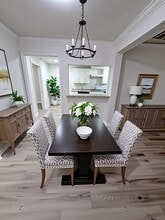 Building Photo - 5451 Oriole St