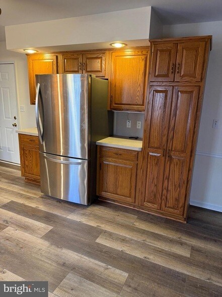 Foto del edificio - 609 Chicory Spring Ct