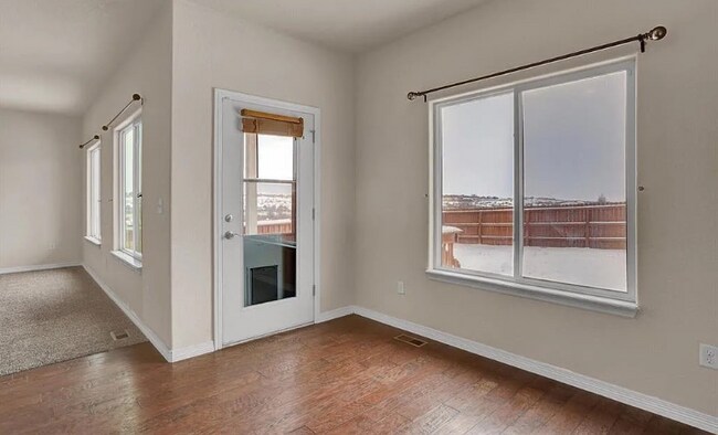 Building Photo - 7425 Willowdale Dr