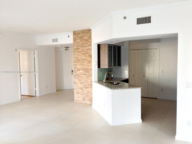 Foto del edificio - 3245 NE 184th St