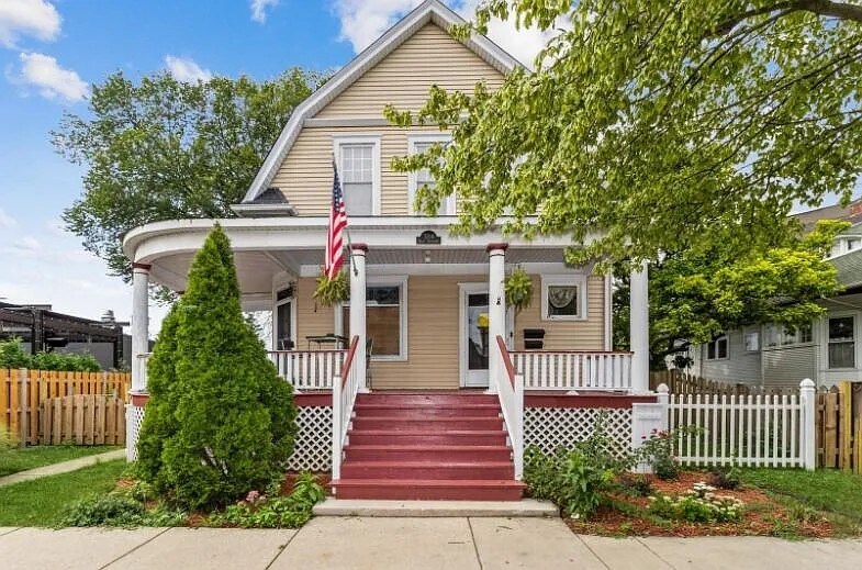 Foto principal - 3714 Grand Blvd