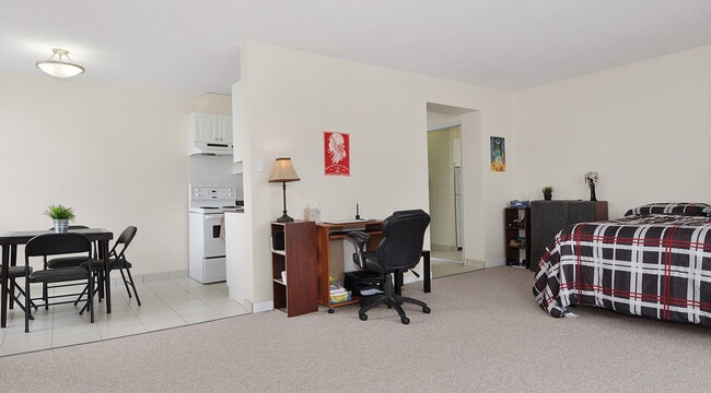 Building Photo - Marlborough Tower