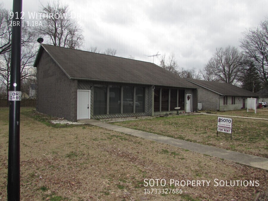 Foto principal - 912 Withrow Dr