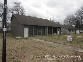 Building Photo - 912 Withrow Dr