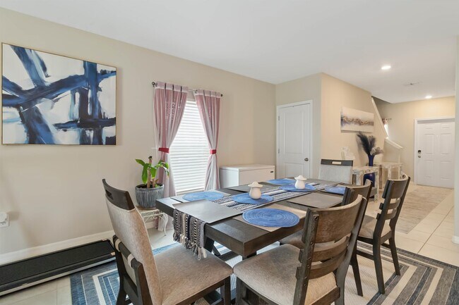 Building Photo - 5256 White Chicory Dr