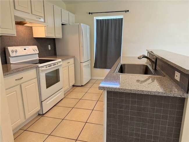 Foto del edificio - 1489 Whitmore St