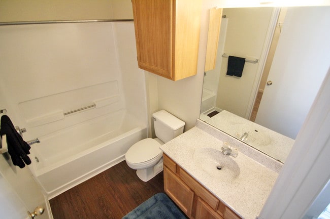 Interior Photo - Brenham Oaks