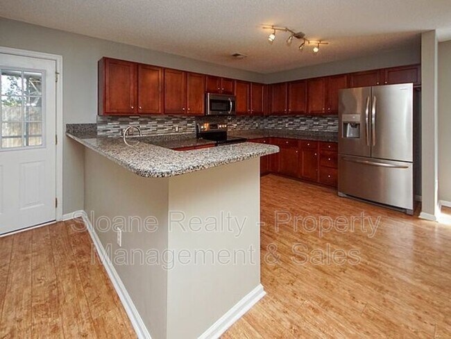 Foto del edificio - 1118 Deerberry Rd