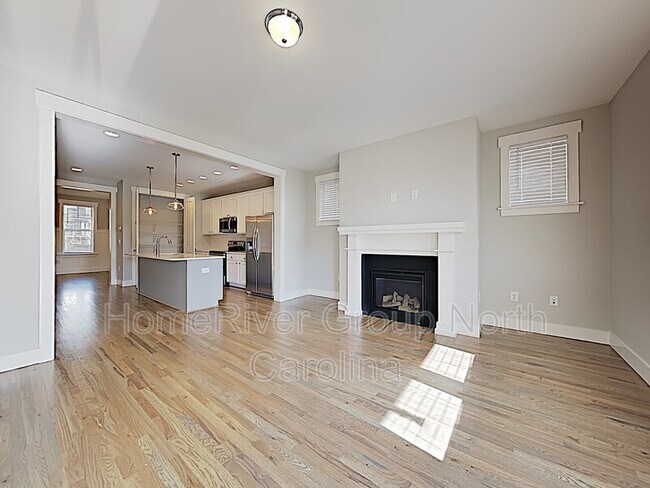 Foto del edificio - 2383 Great Ridge Pkwy