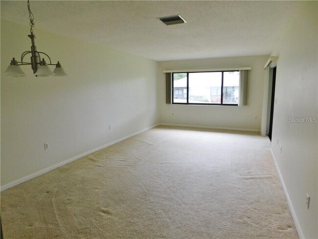 Building Photo - 2733 Countryside Blvd