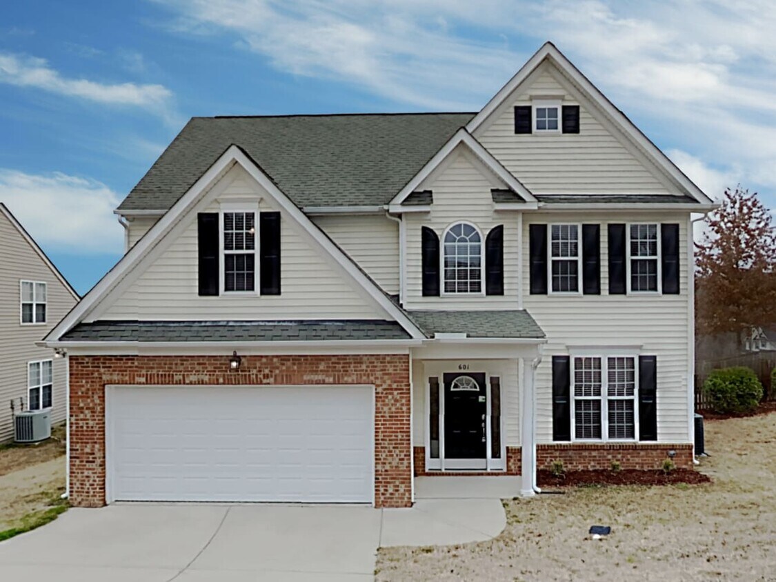 601 Bellefont Ct House Rental in Knightdale, NC