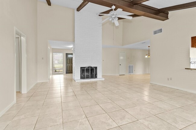 Building Photo - 3127 Wagon Trail Dr