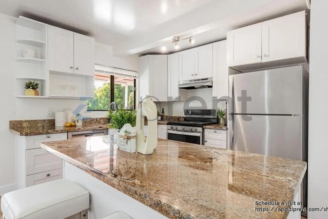 Building Photo - 1312 Carlton Ave