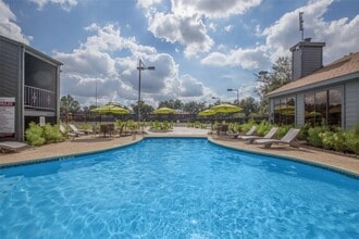 Building Photo - 2101 Hayes Rd Building Photo - 2101 Hayes Rd