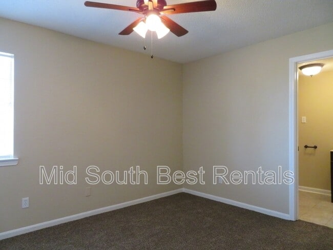 Building Photo - 4222 Balboa Cir