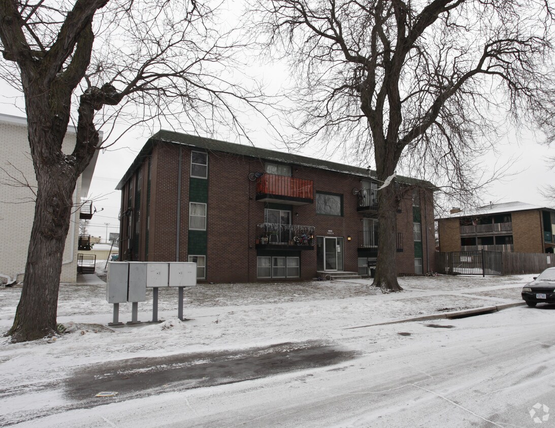 Primary Photo - 640 S 20th St