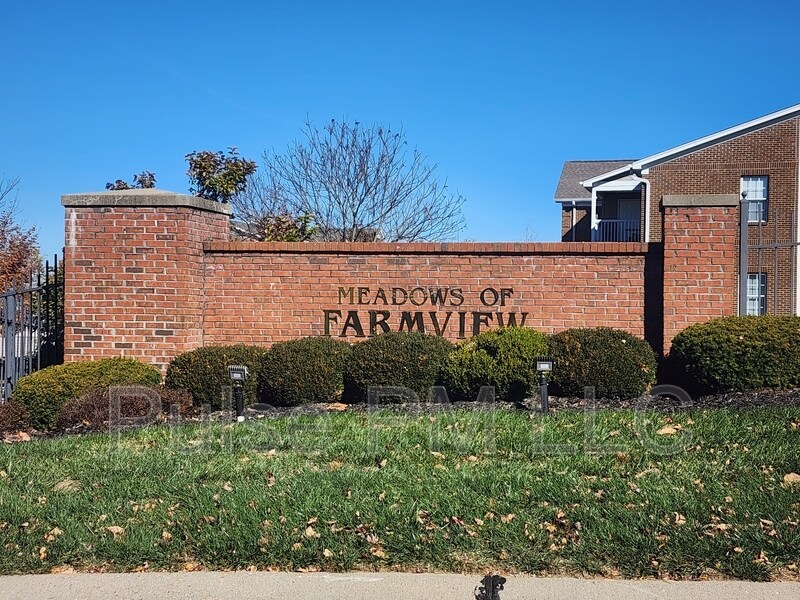 Photo - 985 Mistflower Lane - C