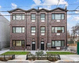 Building Photo - 238 Wyona St
