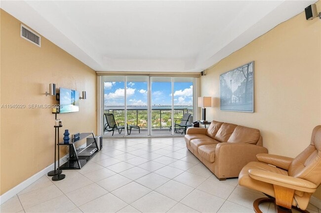 Photo - 5600 Collins Ave Apartment