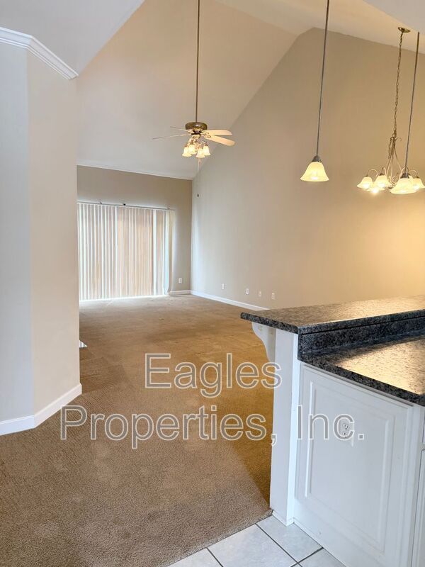 Foto del edificio - 102 Oxford Dr