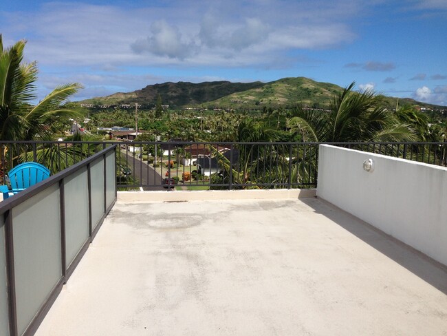 Foto del edificio - Mountain Views from Pet-Friendly Windward ...