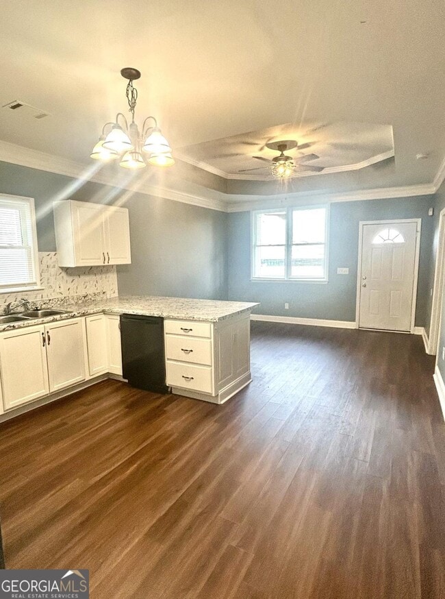 Foto del edificio - 971 Martin St SE