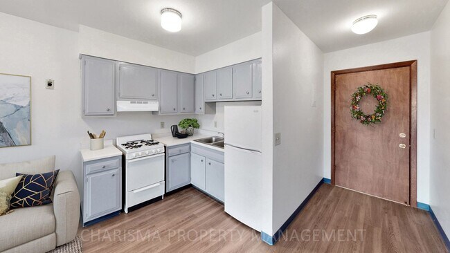 Foto del edificio - COZY ONE BEDROOM APARTMENT AT A PRICE YOU ...