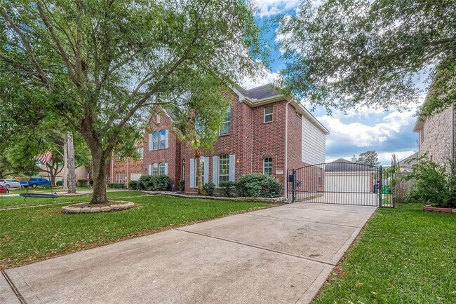 Building Photo - 24911 Spring Aspen Ct