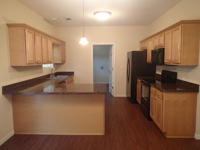 Foto del edificio - Beautiful 4 BR, 2 BA home in Lake Park!!