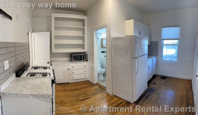 Building Photo - 148 Fifth St Unit #2