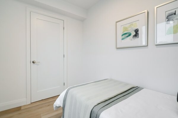 Photo du bâtiment - 2707 Yonge St