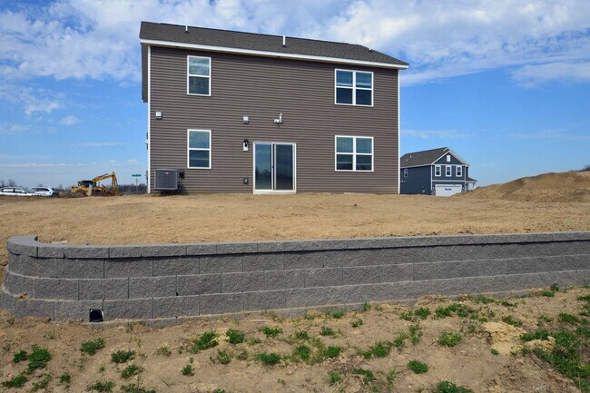 Foto del edificio - 23465 Ashbury Dr