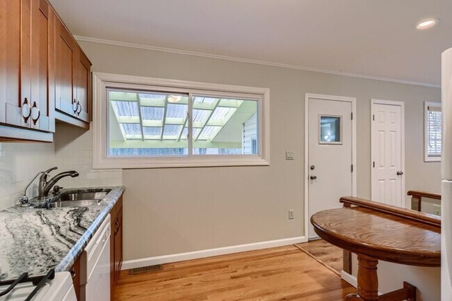 Foto del edificio - 107 Oakmere Rd, Owings Mills, MD, 21117
