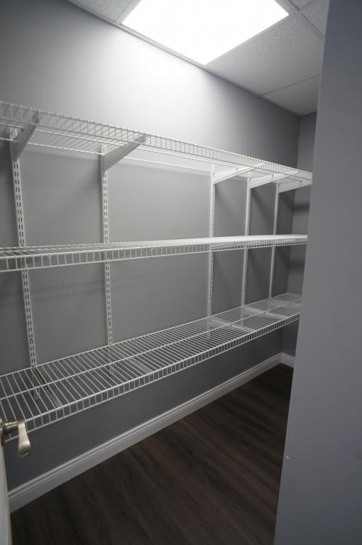 Foto del edificio - 338 Hummel Ave