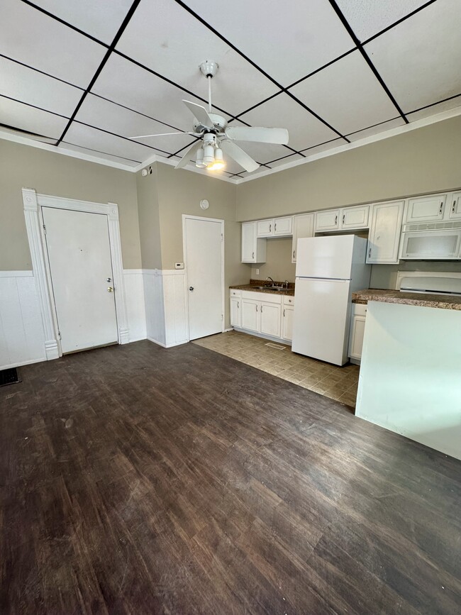 Foto del edificio - 737 17th St