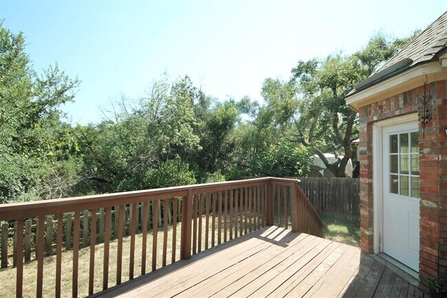 Foto del edificio - 10909 Enchanted Rock Cove