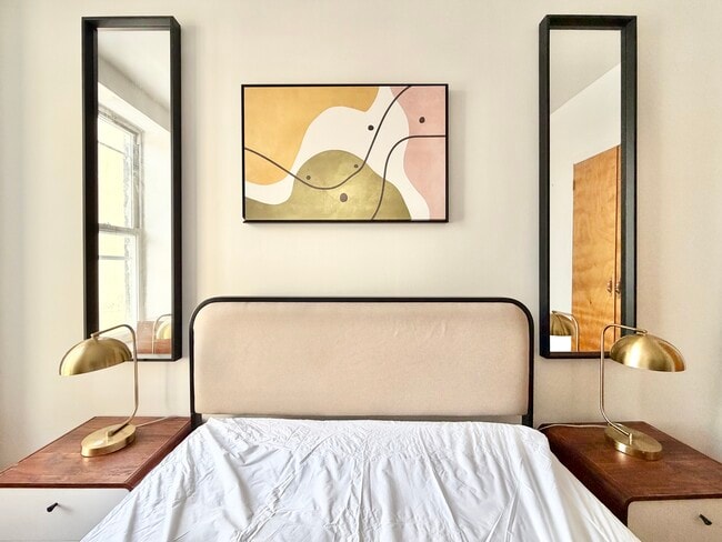 Photo - 1993 3rd Ave Apartment