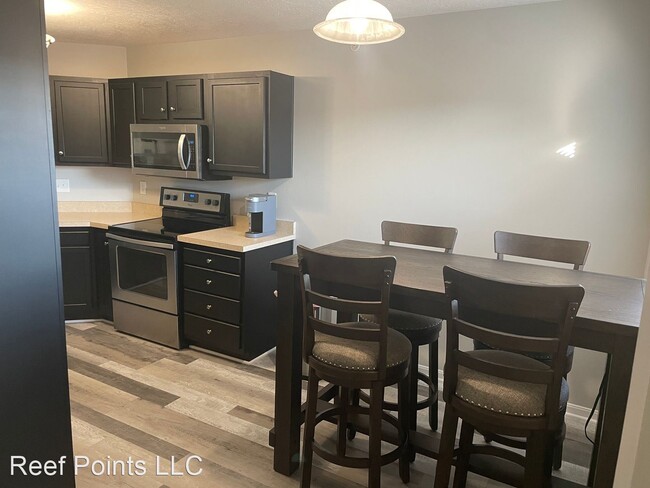 Foto del edificio - 2 br, 2 bath House - 645 Heritage Square