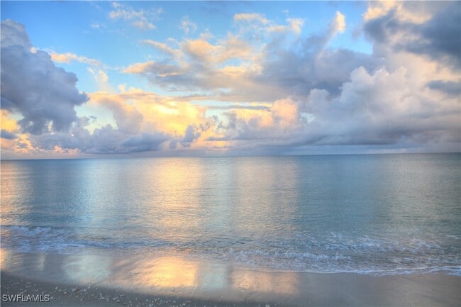 Foto del edificio - 699 110th Ave N