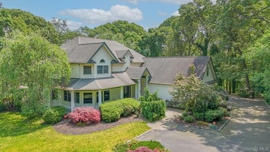 Building Photo - 8 Mill River Rd