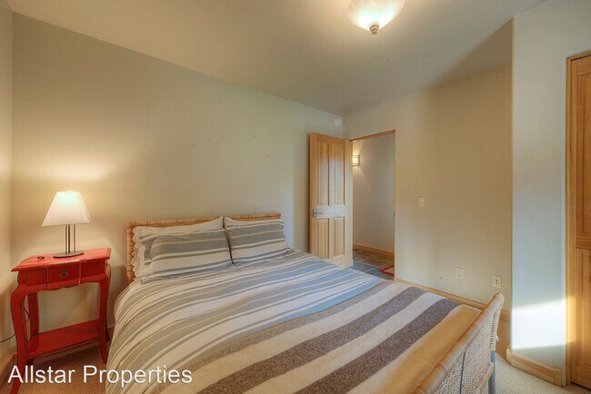Foto del edificio - 3 br, 2 bath House - 500 4th Ave N