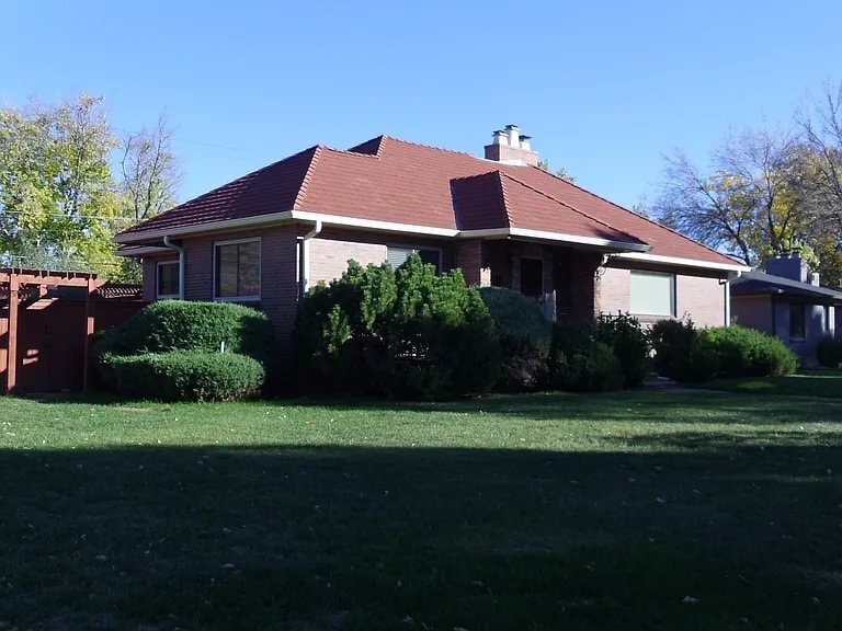 Photo - 2580 N Monaco St Pkwy (Denver, CO)