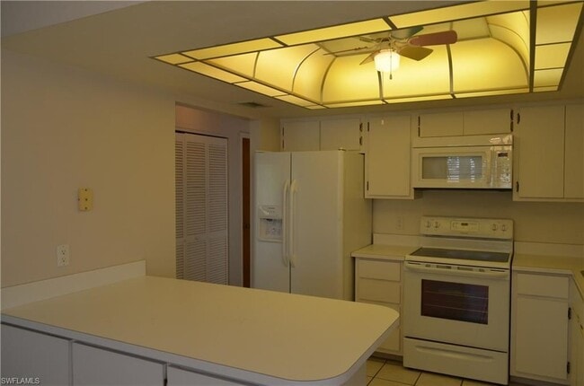 Foto del edificio - 4528 SE 5th Pl
